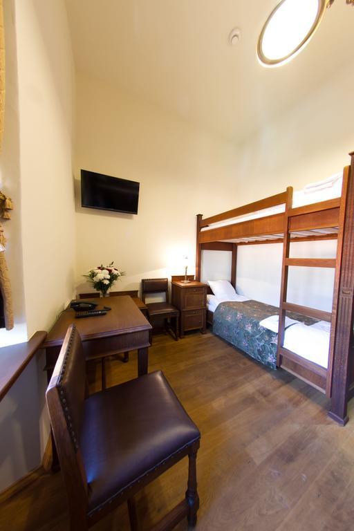 Zamek Golubski Quarto foto